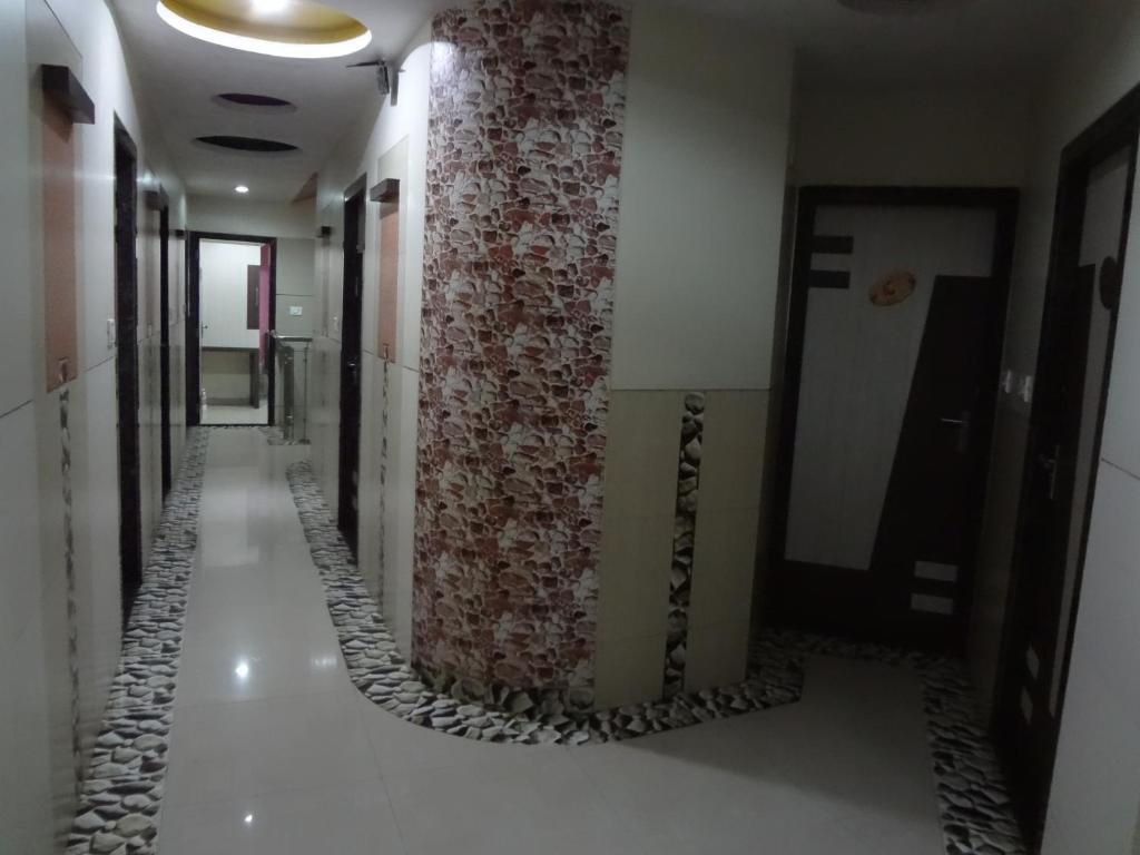 Hotel Crescent มุมไบ ภายนอก รูปภาพ